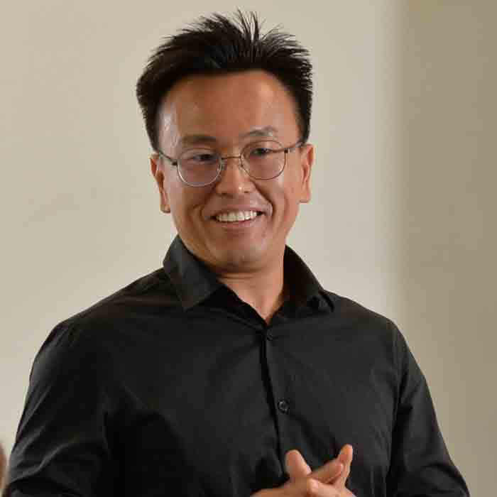 Professor Jin Park