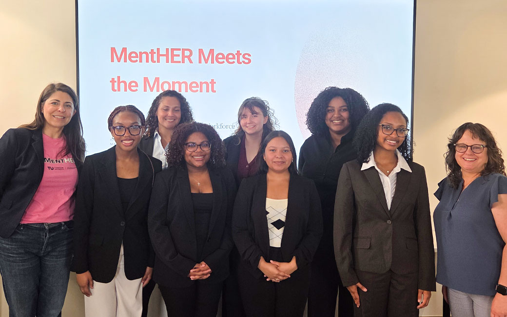MentHER students and staff members