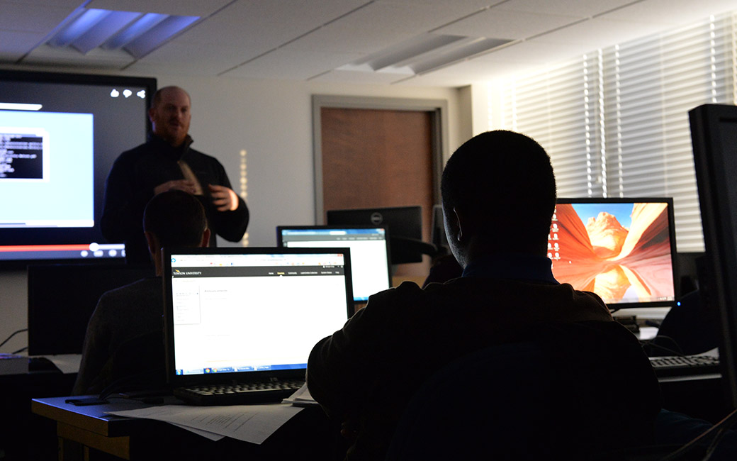 Students working in computer lab