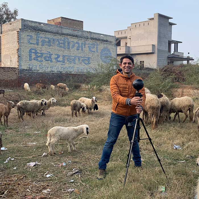 professor Harjant Gill conducts research