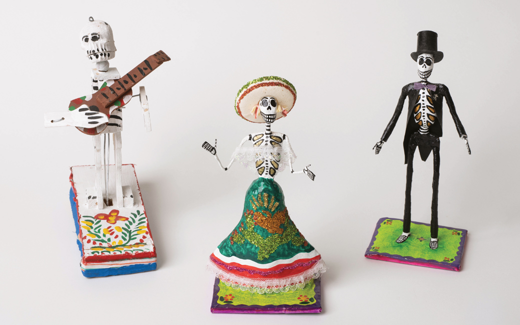 Three Mexican figurines