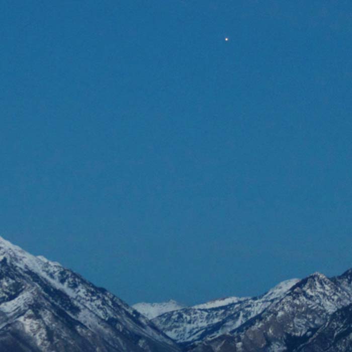 Photo of a tiny speck in the sky viewed from Mars (NASA)