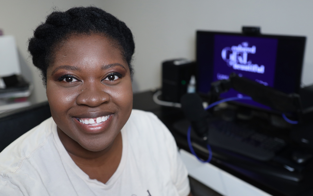 Aseloka Smith in her home studio