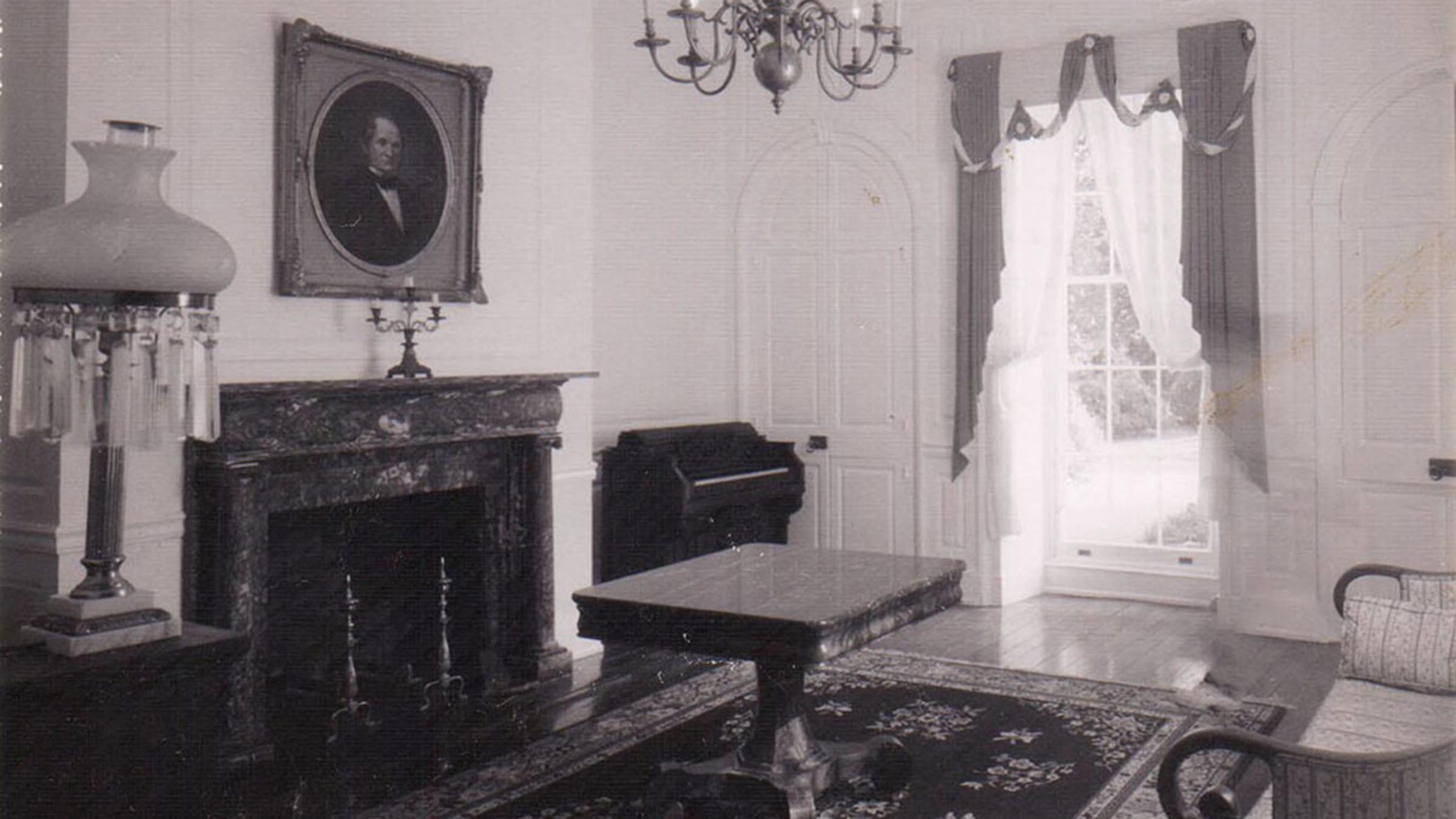 Auburn House interior