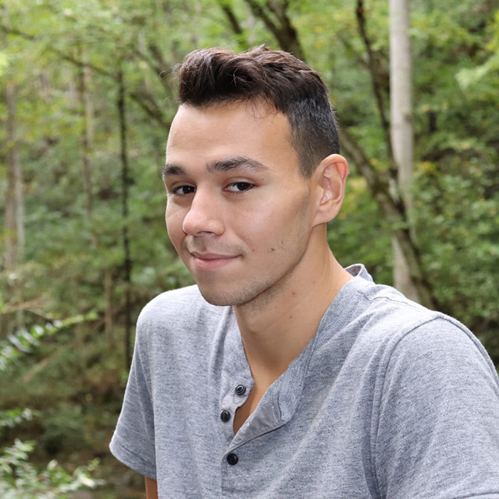 Headshot of Chris Edwards