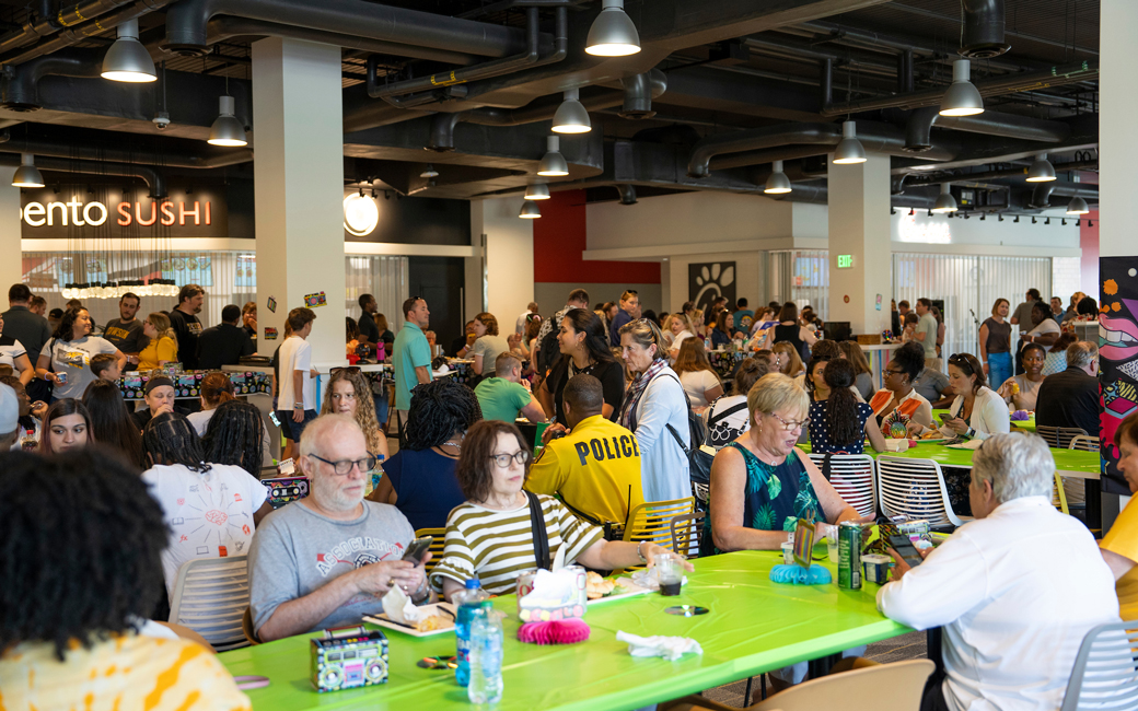 TU Faculty and Staff Eating