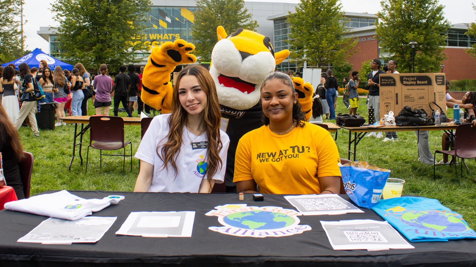 TU students and Doc the mascot