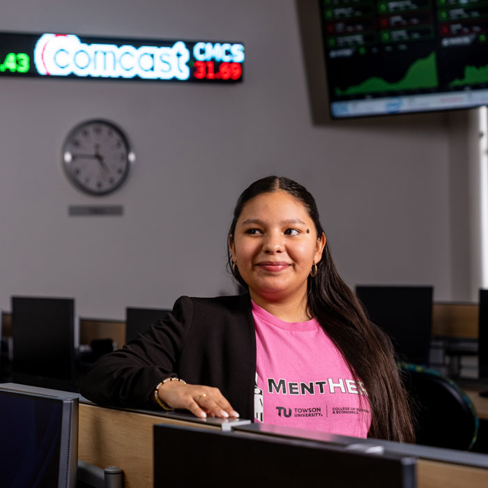 Helen Santos Melendez