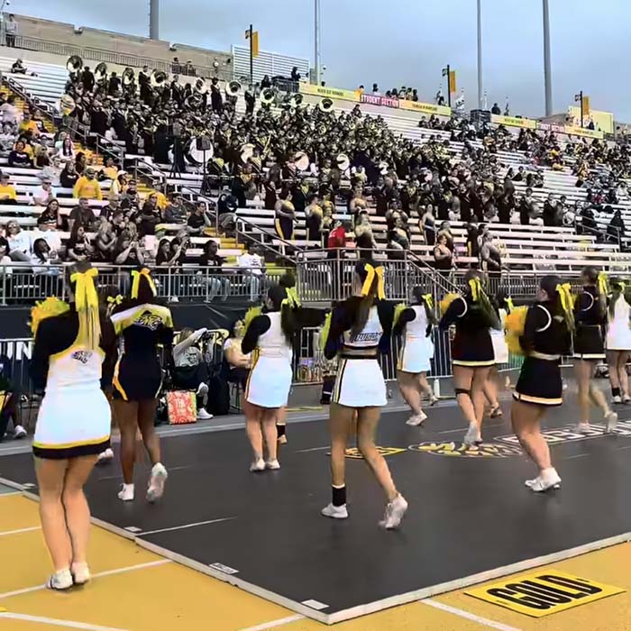 TU Cheerleaders