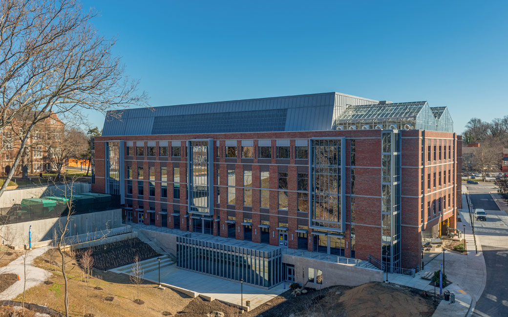 An image of the new Science Complex, pictured from the Glen Garage.