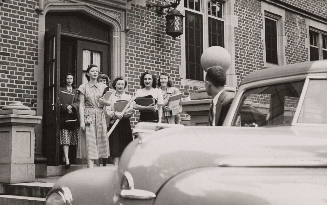 Students leaving in 1946