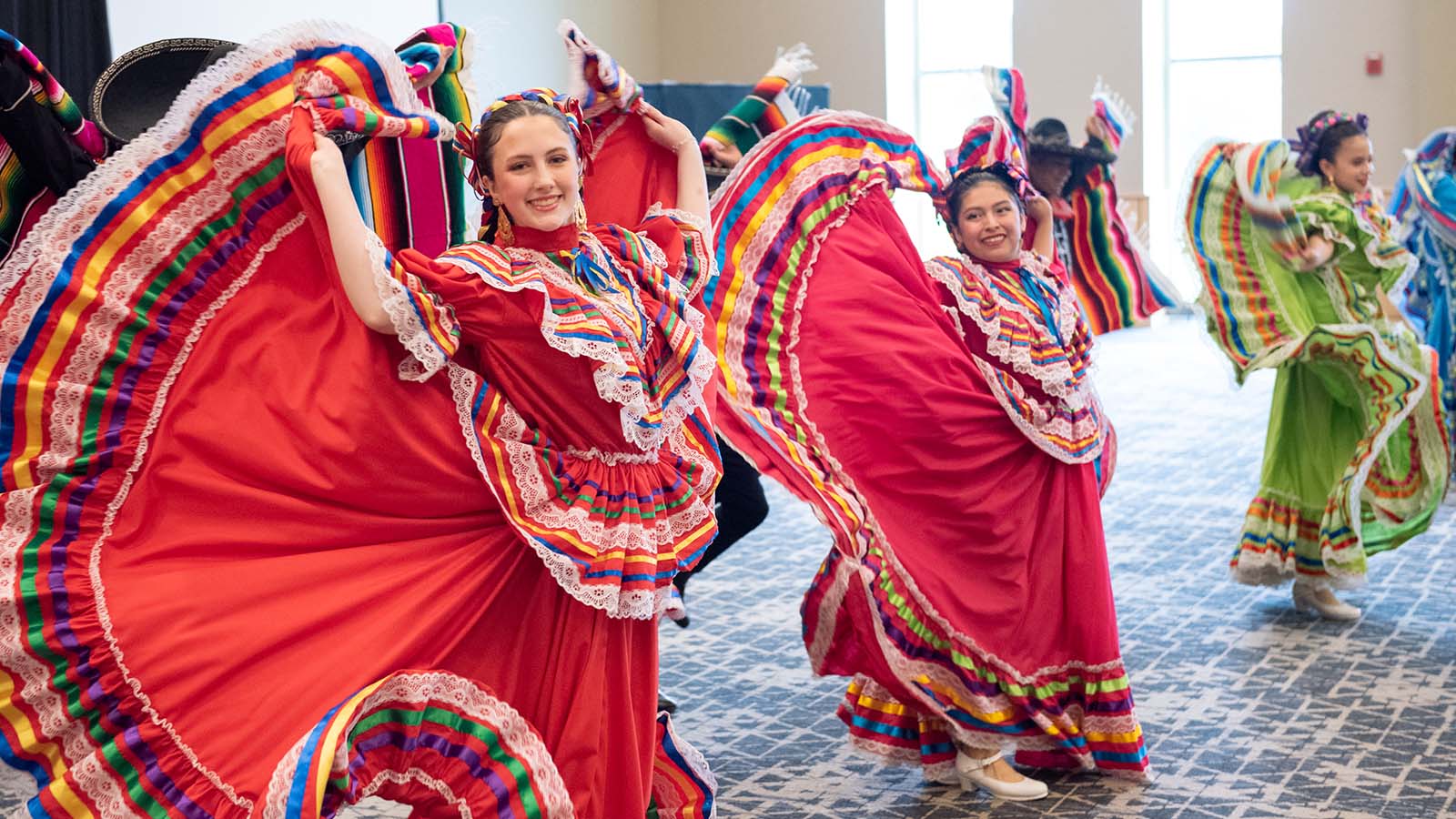 Pasíon Dance Troupe
