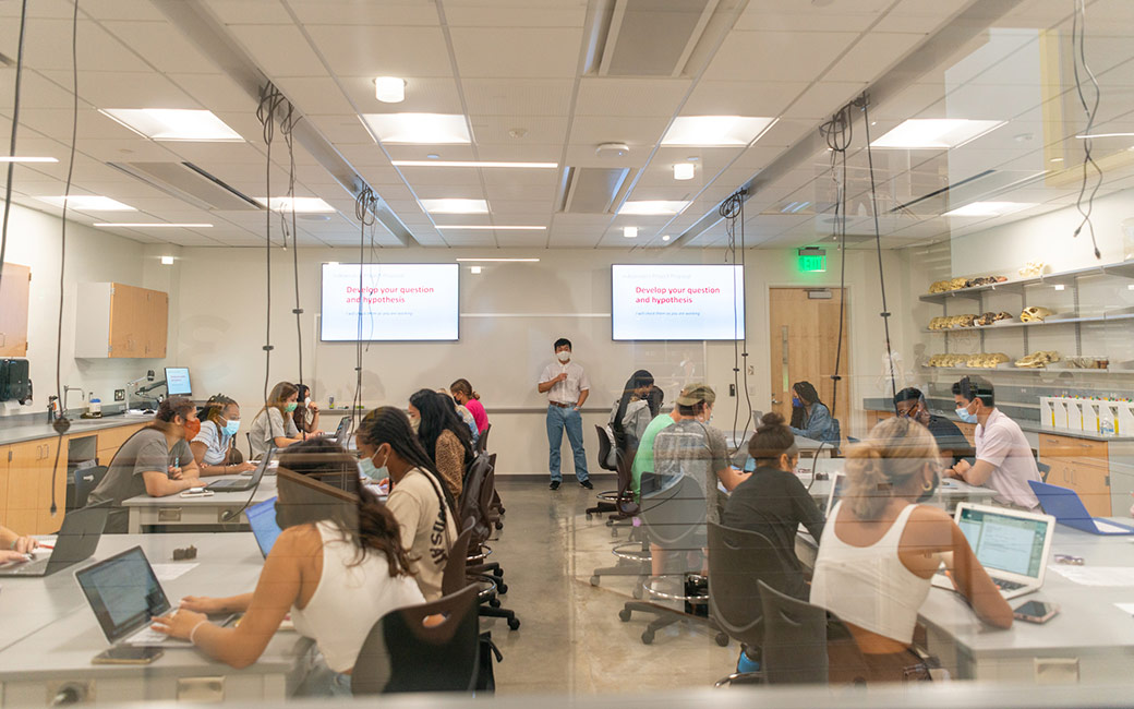 Students in lab classroom