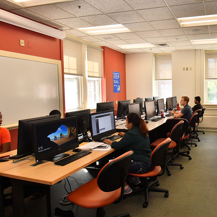 The computer lounge in Stephens Hall