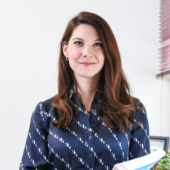 Veronica Thomas headshot