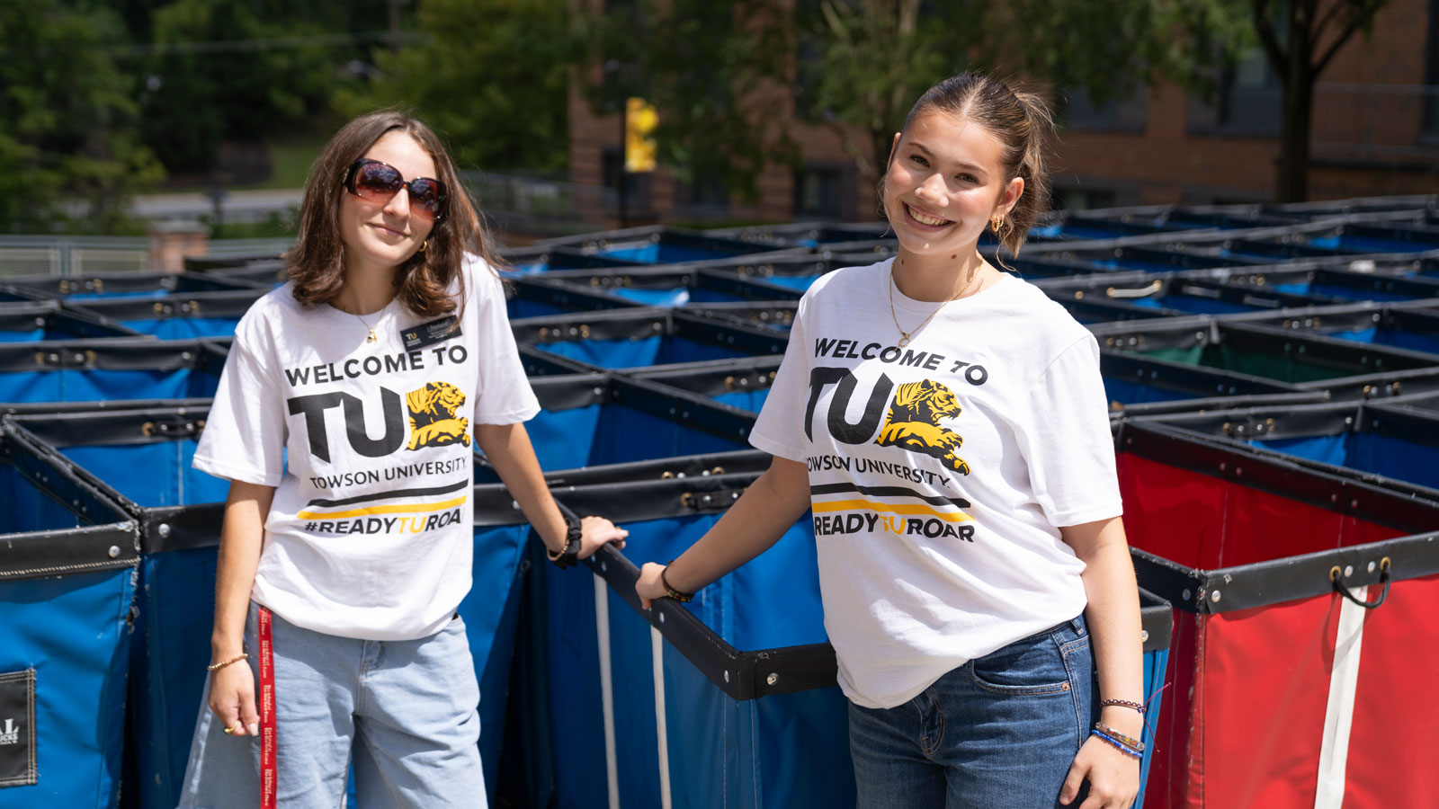 Student move-in crew