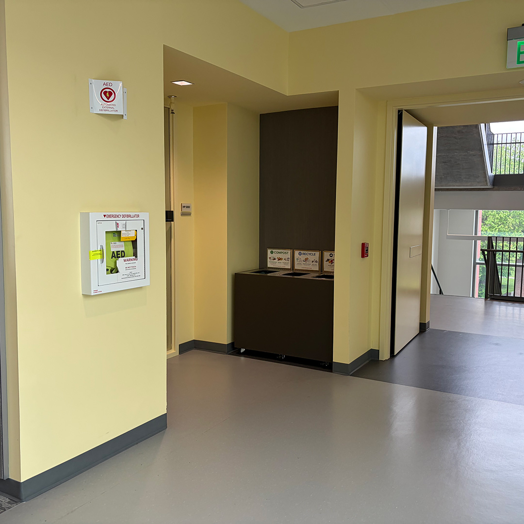 5th Floor – Near Stairwell 2
