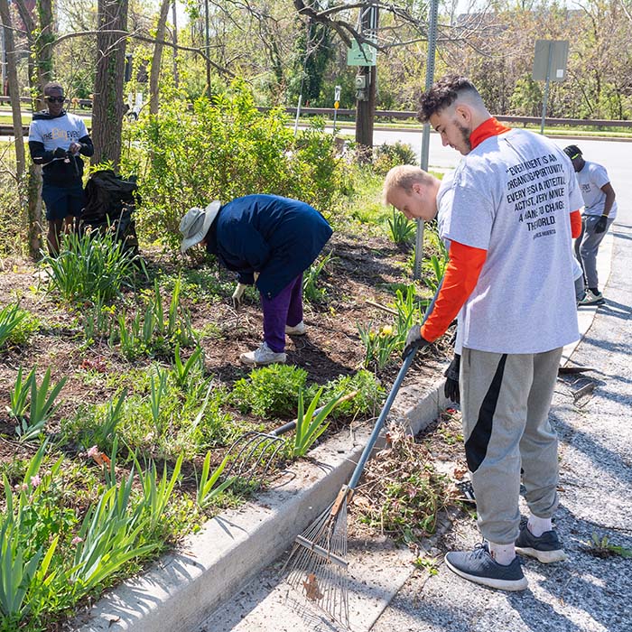 Students volunteering for the Big Event