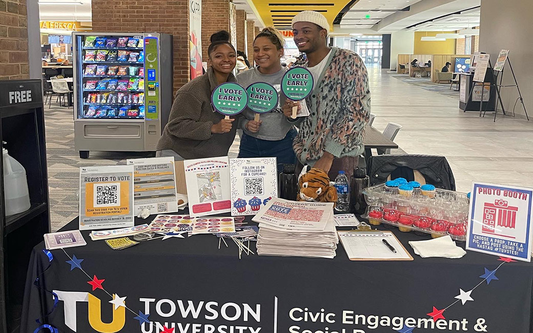 Students share voter engagement resources at Party to the Polls. 